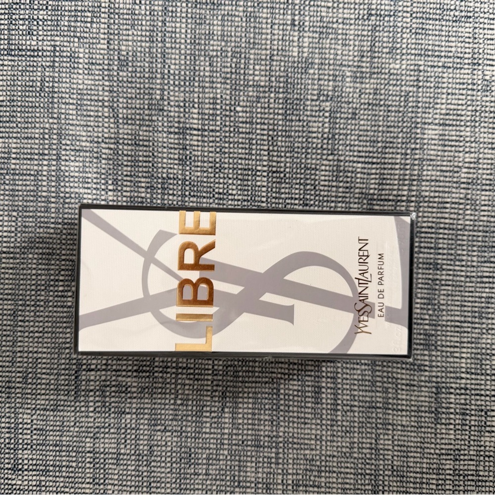 Yves Saint Laurent Libre Eau de Parfum - White & Gold Accents